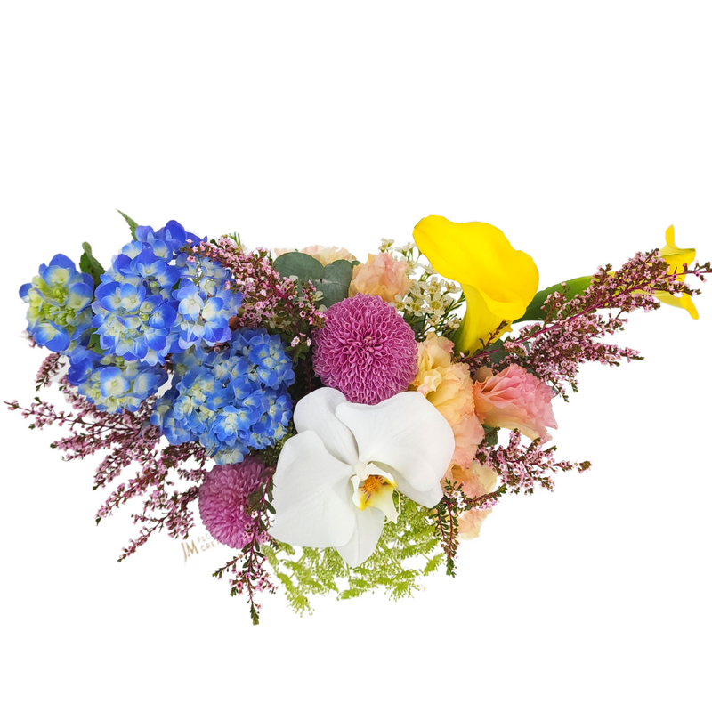 analia White, Blue And Yellow Flower Vase Arrangement Birthday Flower Bouquet Singapore
