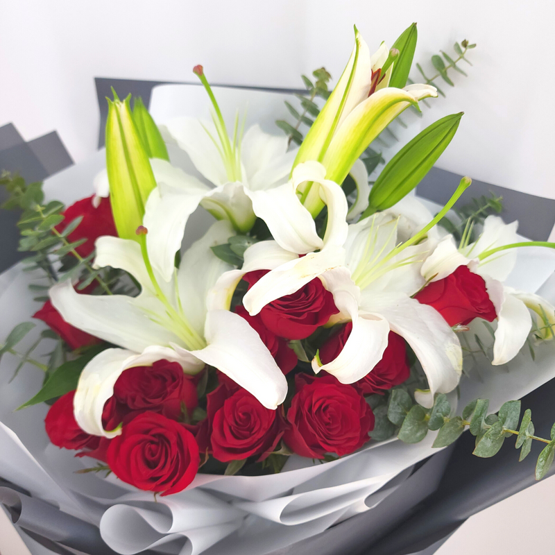 esmeralda White Lilies & Red Roses Bouquet Birthday Flower Bouquet Singapore