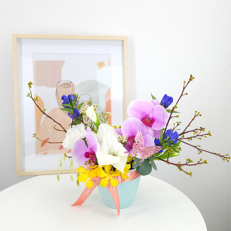 sofia Purple & White Flower Vase Arrangement Birthday Flower Bouquet Singapore