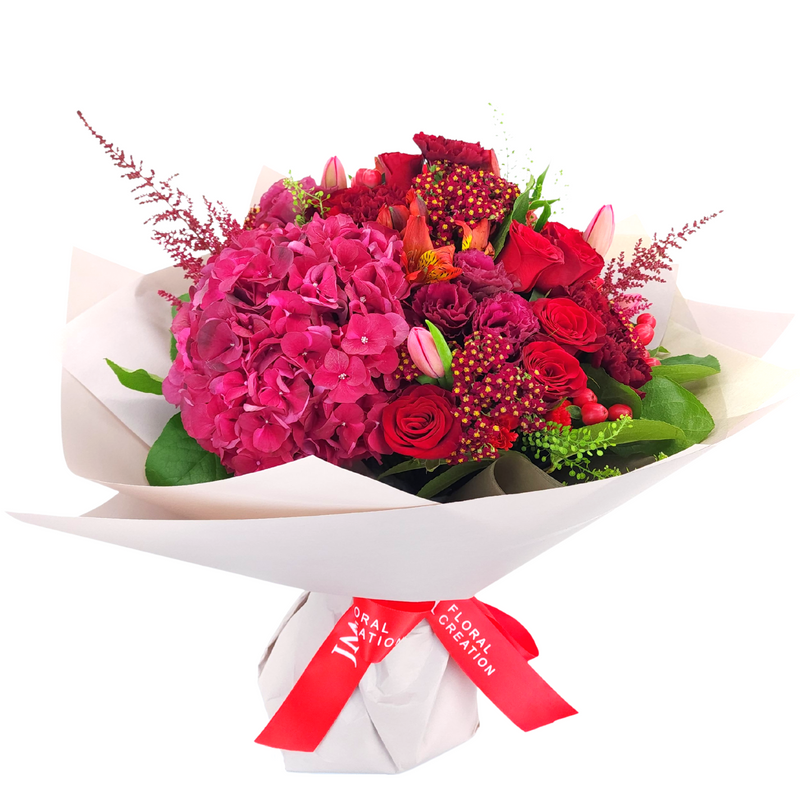 victoria Red Roses & Hydrangeas Bouquet Birthday Flower Bouquet Singapore